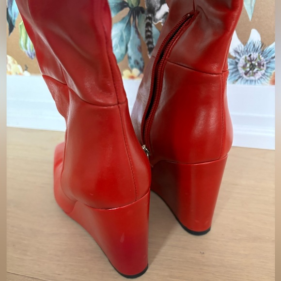 Zara limited edition red leather boots - Picture 2 of 6